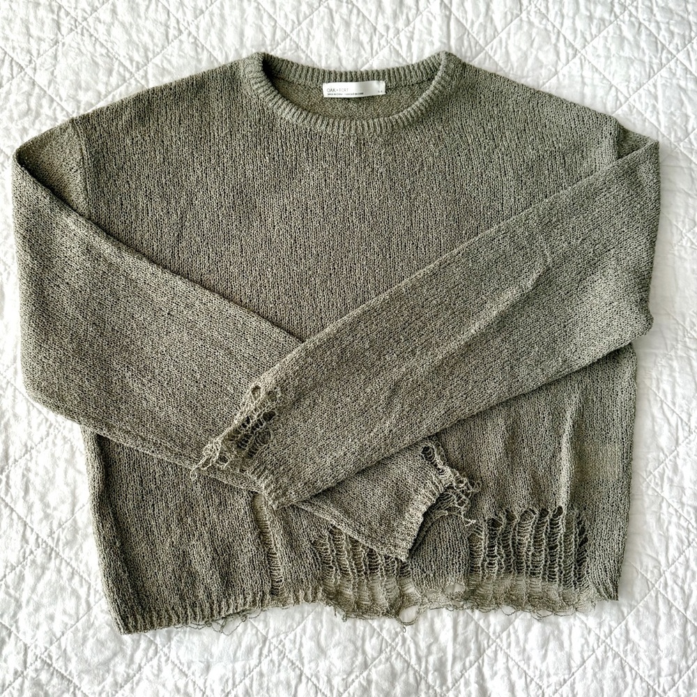 NWOT OAK + FORT Olive Green Crew Neck Sweater Soft Texture